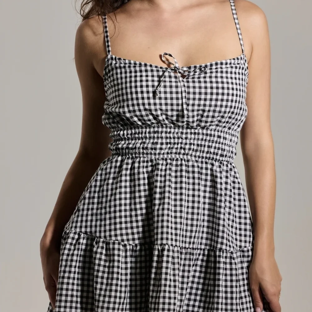 (Limited Edition) Klassy Network Black and White Checkered Mini Dress - Picture 2 of 9